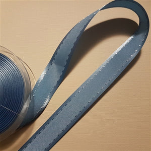 Birch - Retro Stitch Ribbon 25mm Cornflour - per meter