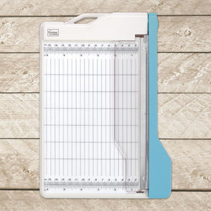 Couture Creations Mini Guillotine Trimmer